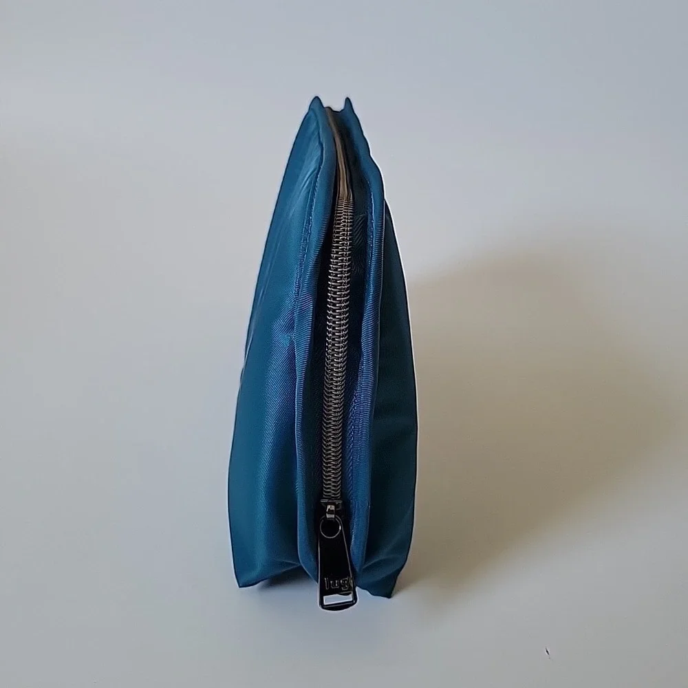 Lug Lay Flat Zip Cosmetic Case Teal Blue Make Up Minimalist‎ Organization Travel